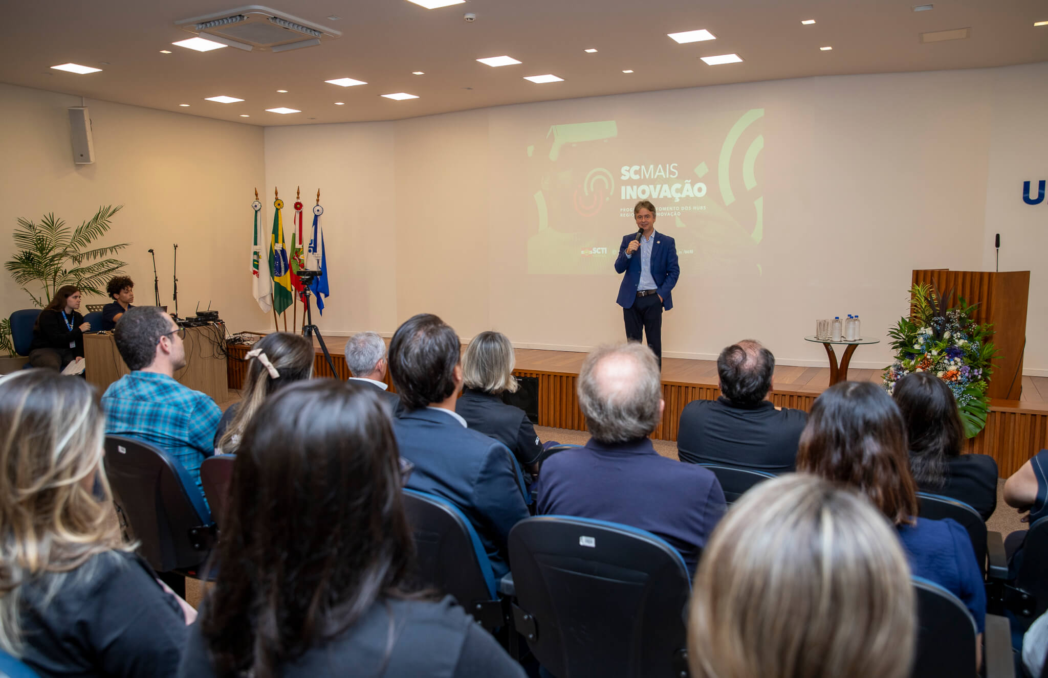 Conferência regional SC Mais Inovação é realizada na UNIFEBE