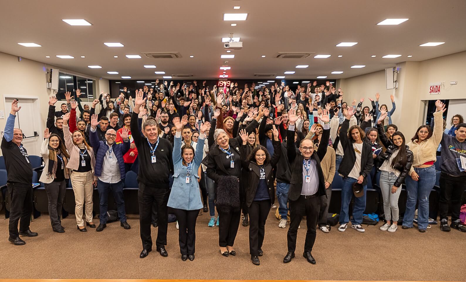 Evento de integração entre calouros e veteranos marca o início do segundo semestre letivo na UNIFEBE