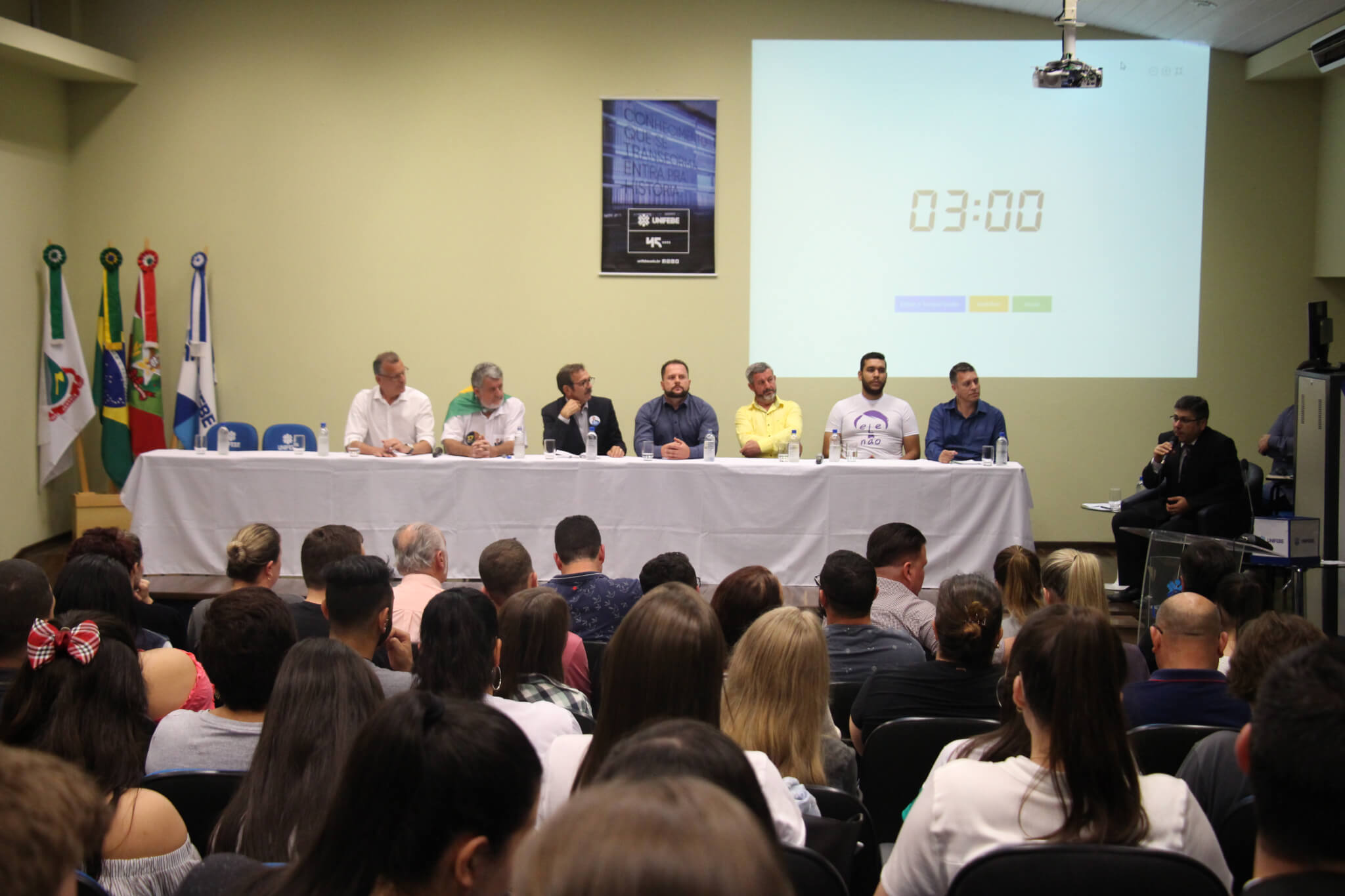 Candidatos a deputado estadual da região participam de debate