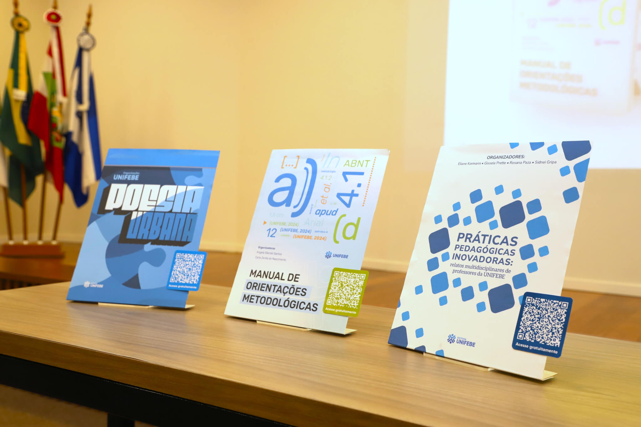 Editora da UNIFEBE lança títulos em e-book