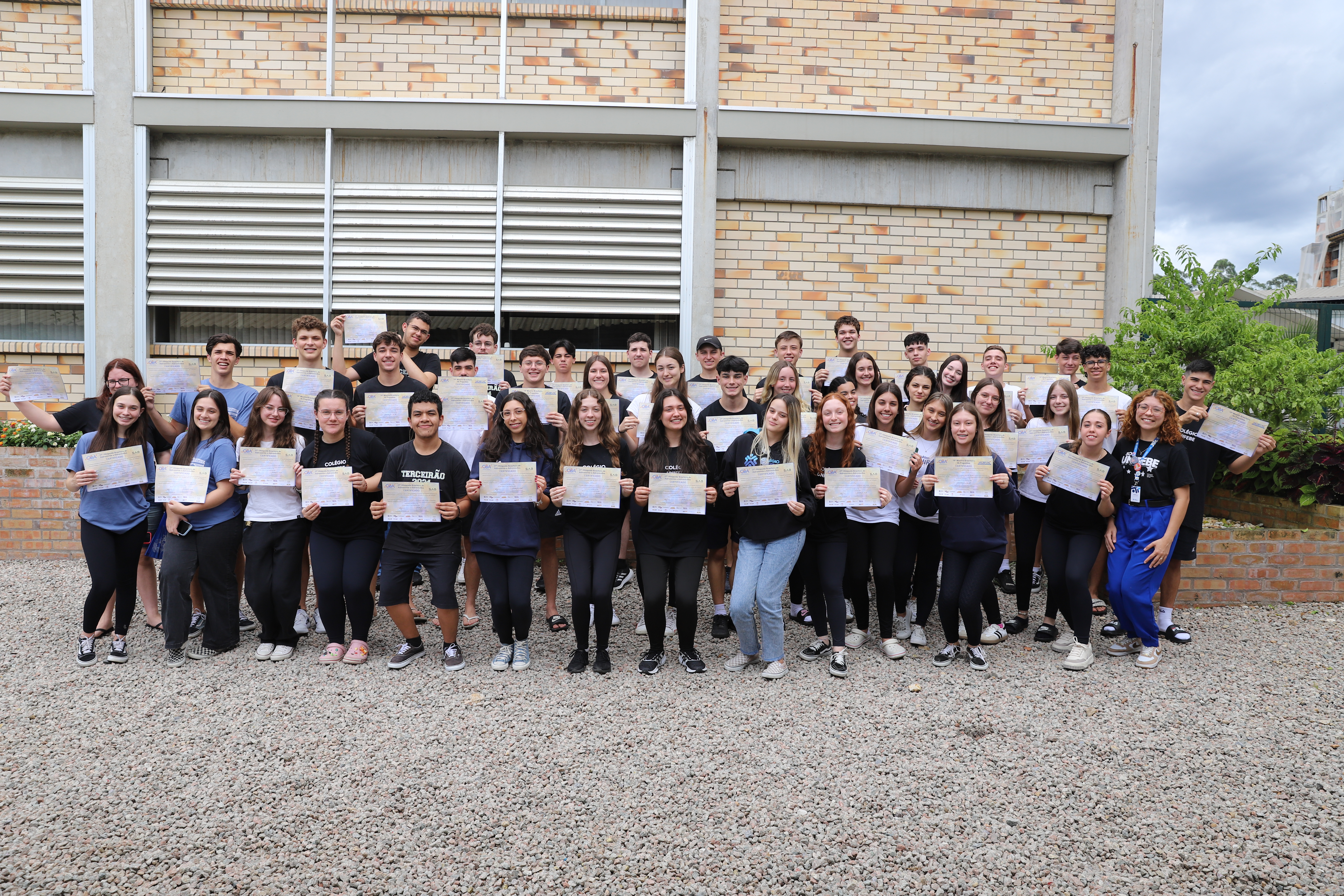 Estudantes do Colégio UNIFEBE conquistam ouro, prata e bronze na Olimpíada Brasileira de Astronomia e Aeronáutica