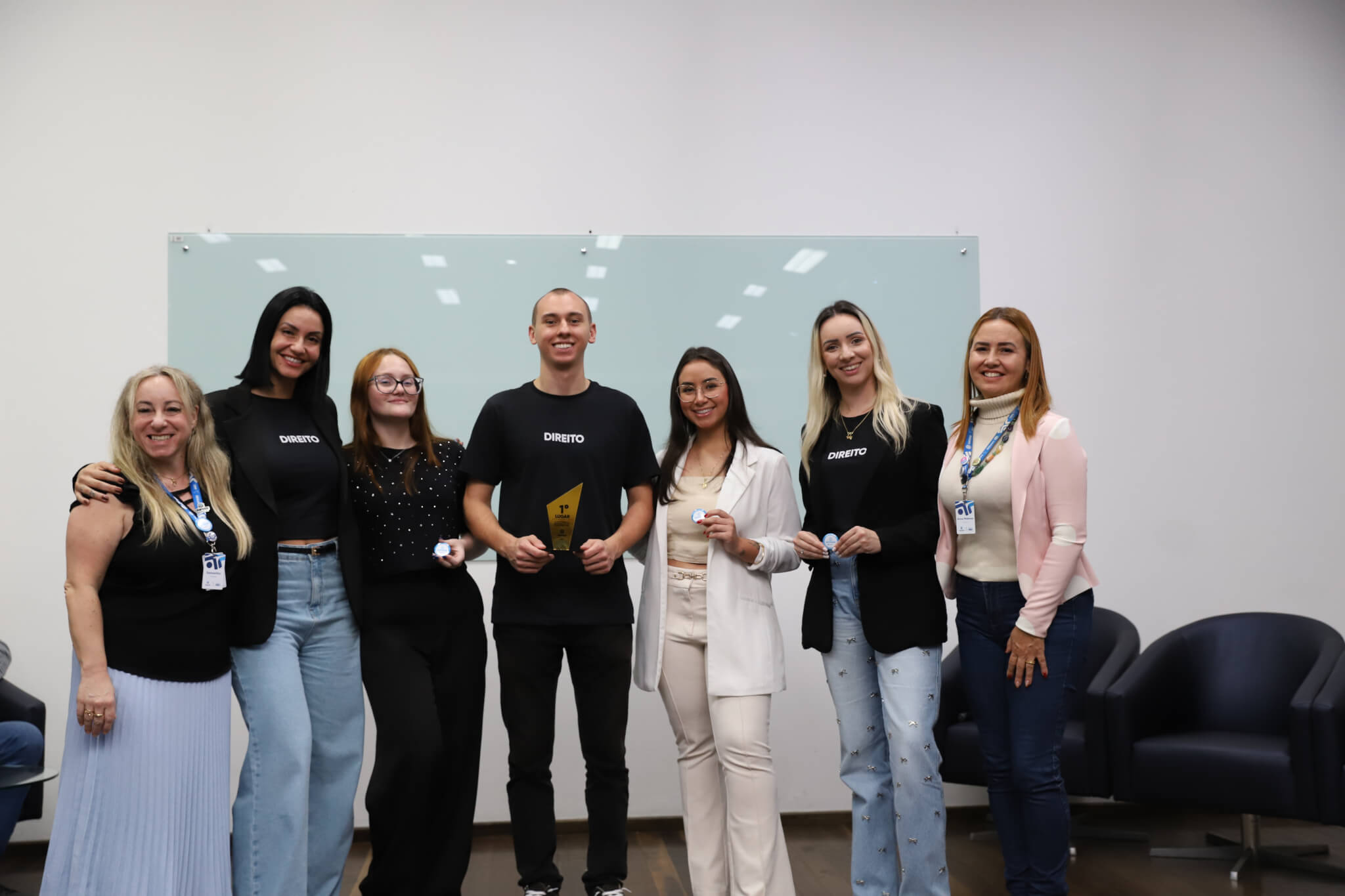 Acadêmicos de Direito elaboram materiais informativos sobre temas jurídicos atuais