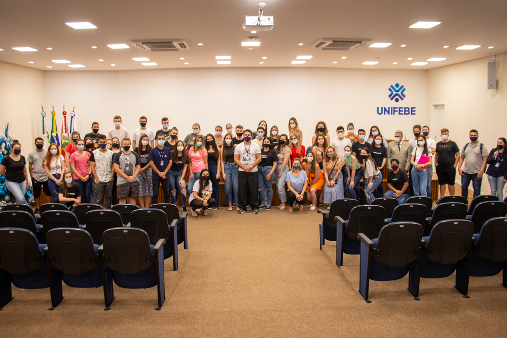 Apresentações de projetos marcam encerramento de ações desenvolvidas em 2021 por acadêmicos bolsistas da UNIFEBE