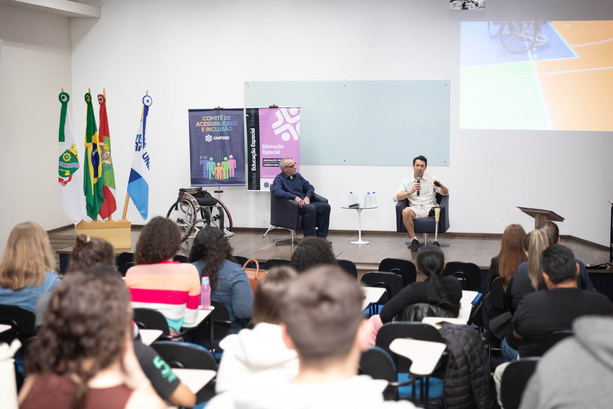 Abordagens e recursos que ampliam a acessibilidade e promovem a Inclusão no processo de aprendizagem são temas de programação na UNIFEBE