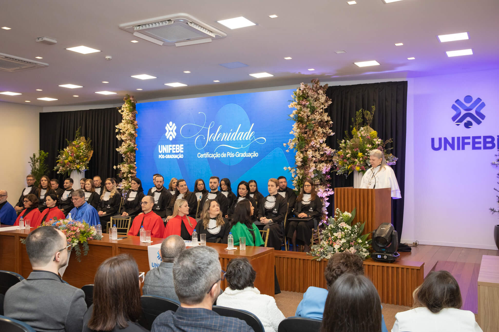 Certificação de Pós-Graduação em Gestão de Negócios e MBA em Gestão da Cadeia Têxtil