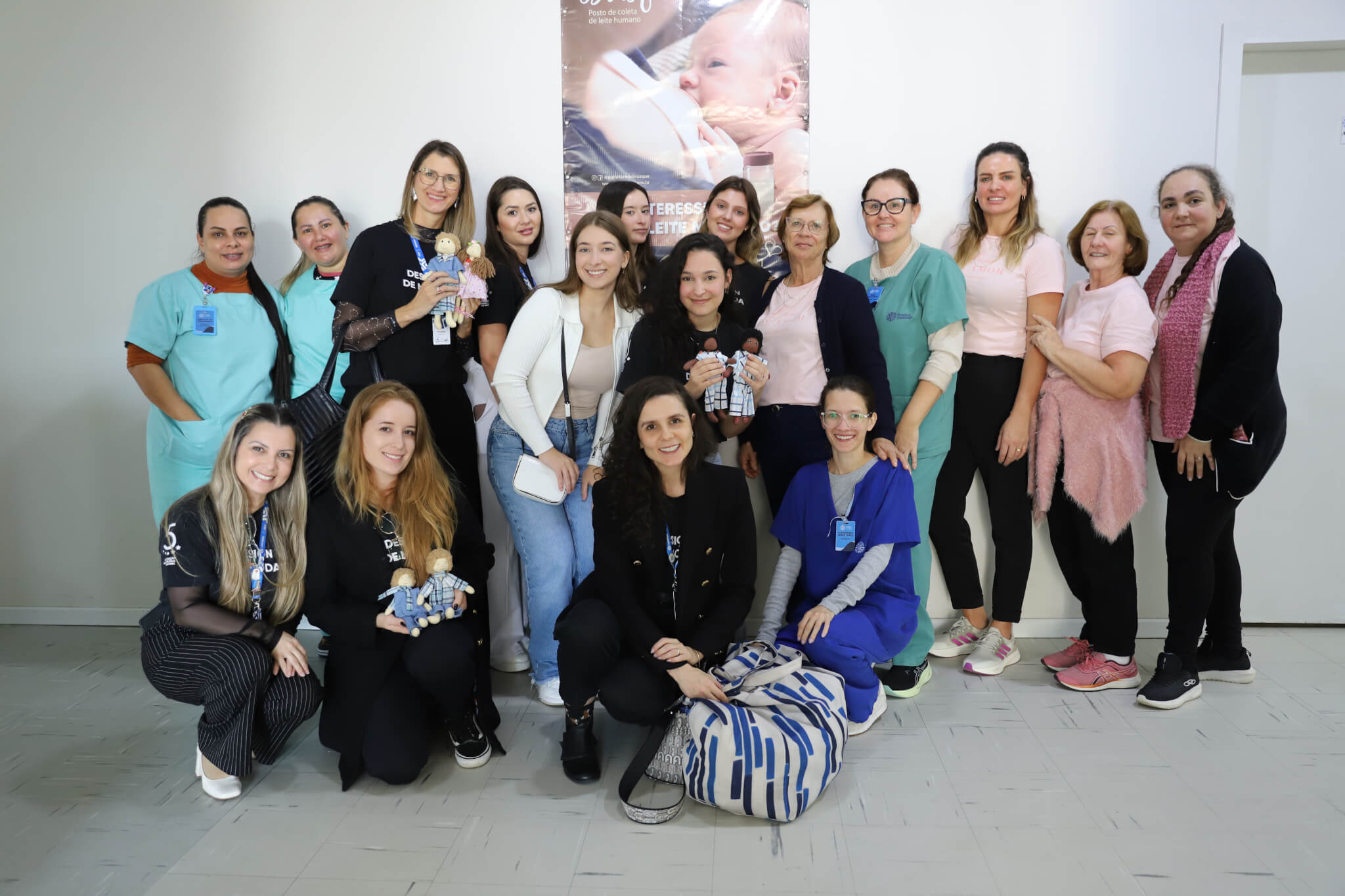 Estudantes de Design de Moda da UNIFEBE confeccionam bonecas de pano para crianças hospitalizadas