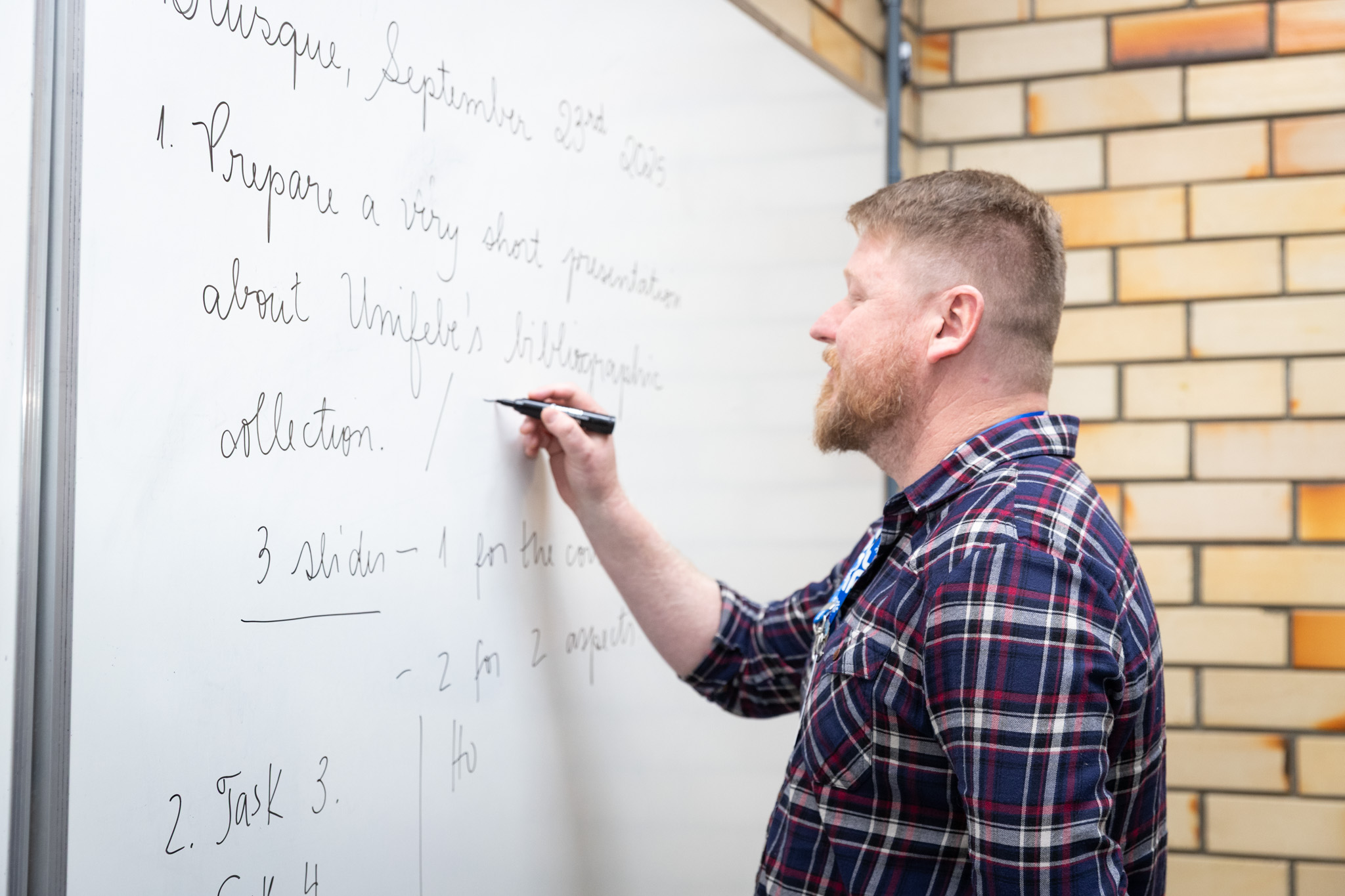 Estudantes de graduação cursam disciplina de Cultura e Cidadania em inglês