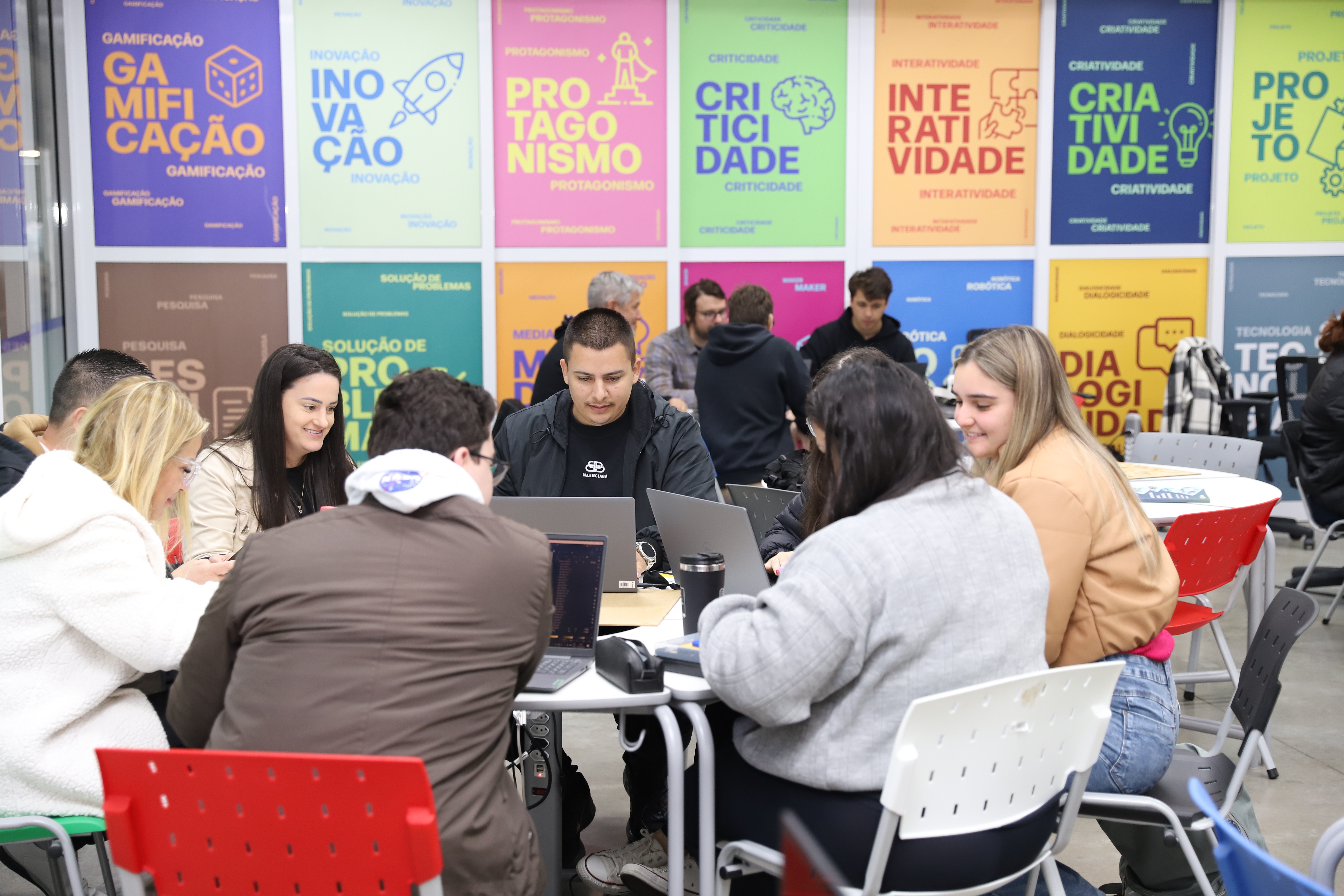 UNIFEBE ministra formação aos professores do Núcleo de Tecnologias Educacionais da Coordenadoria Regional de Educação de Brusque