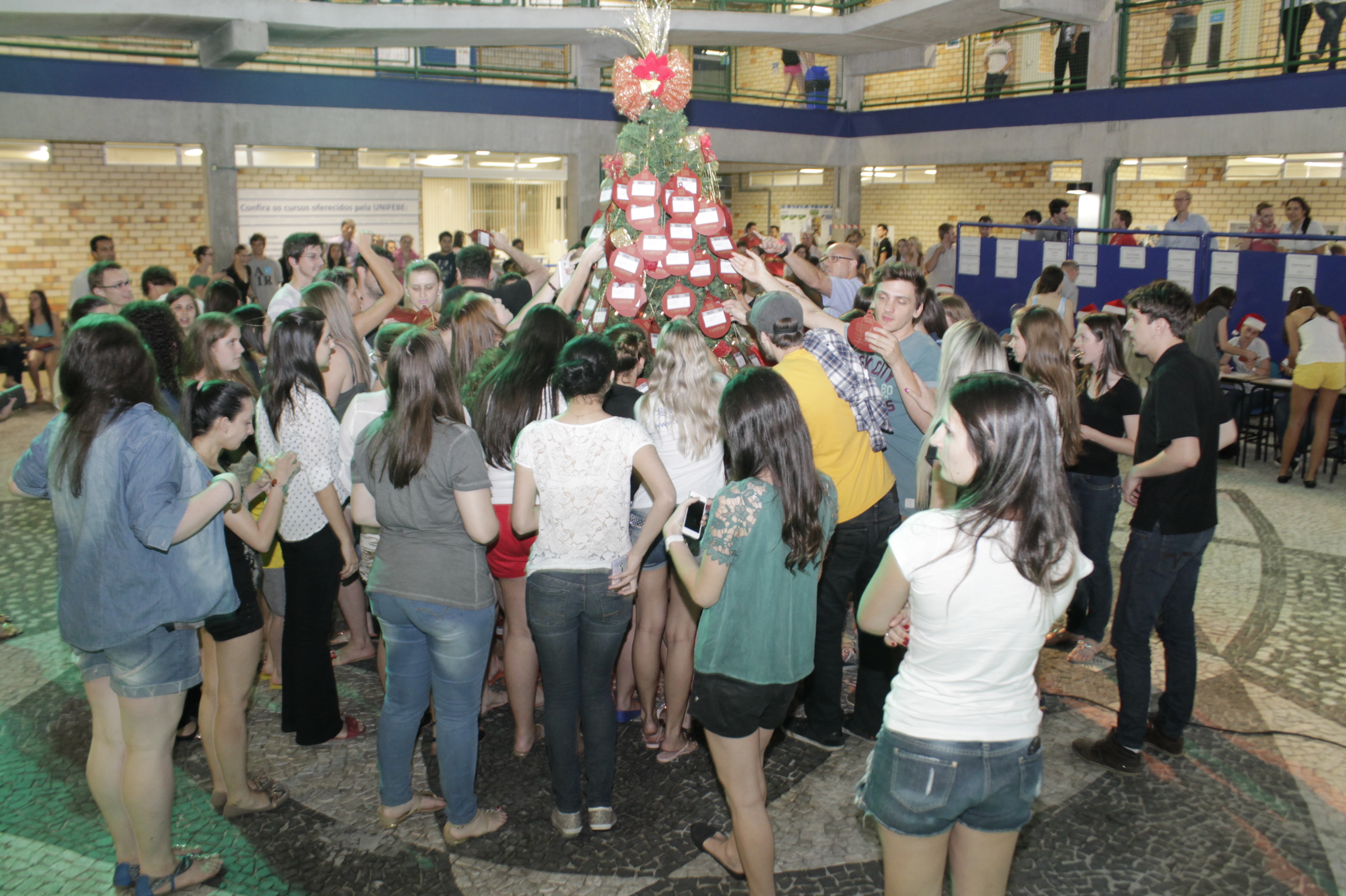 NATAL SOLIDÁRIO UNIFEBE é lançado com 80% das crianças adotadas