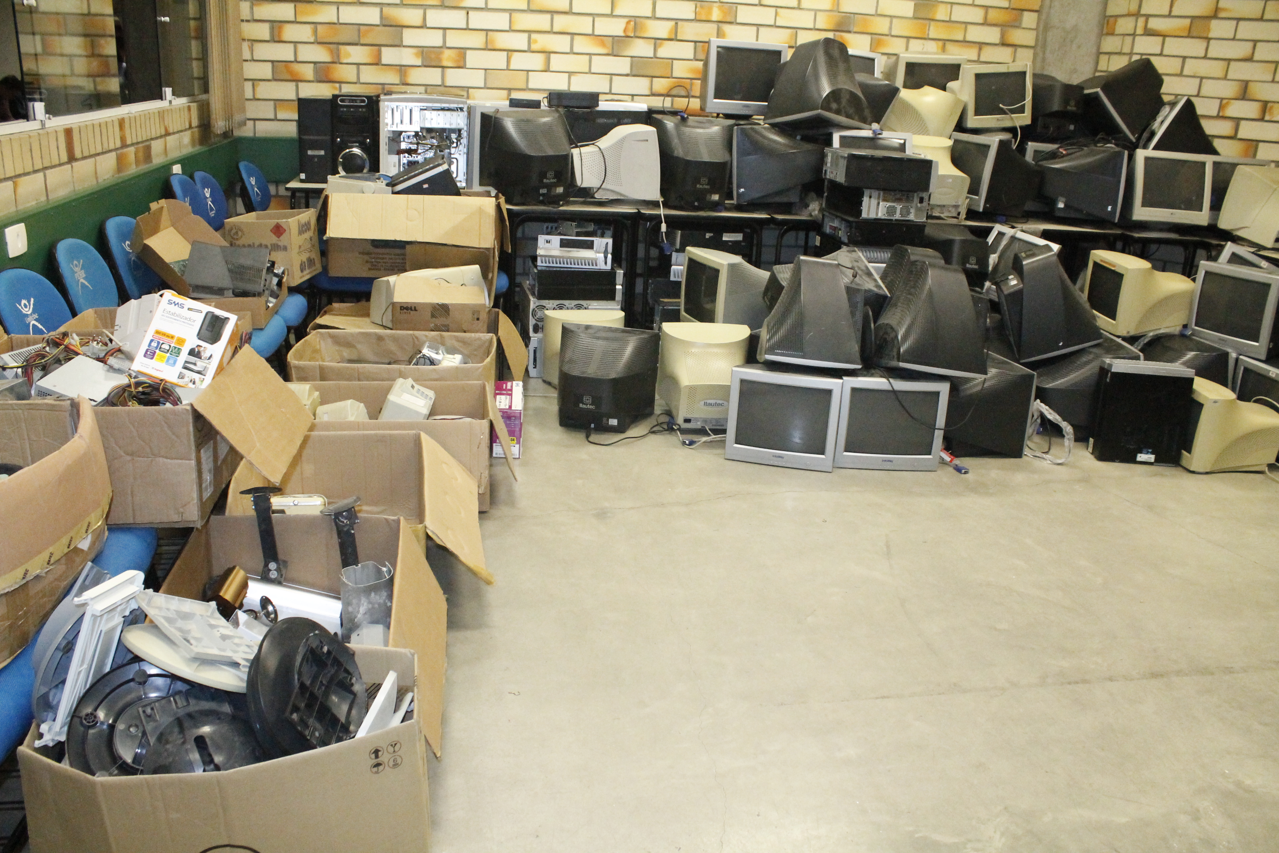 “Coleta de Lixo Eletrônico” recolhe mais de 950 itens na Semana do Meio Ambiente