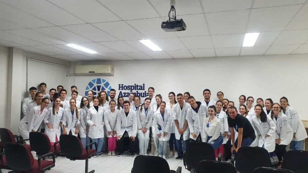 Ações socioambientais realizadas pelo Hospital Azambuja são apresentadas aos acadêmicos de Medicina da UNIFEBE