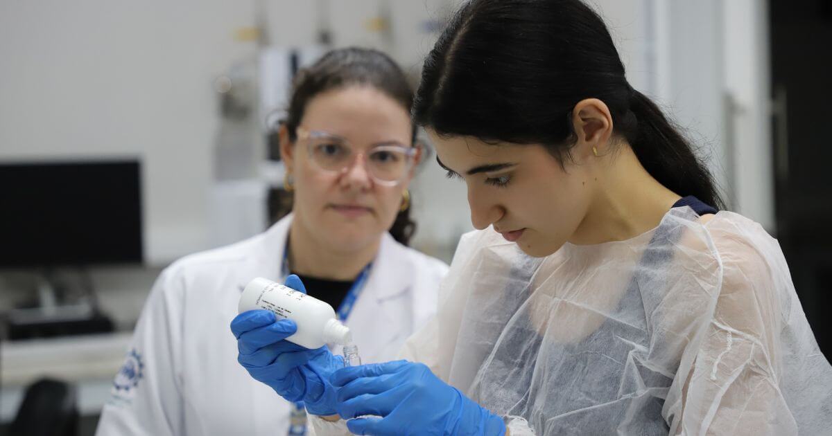 Minicurso de tratamento de água integra teoria e prática para acadêmicos