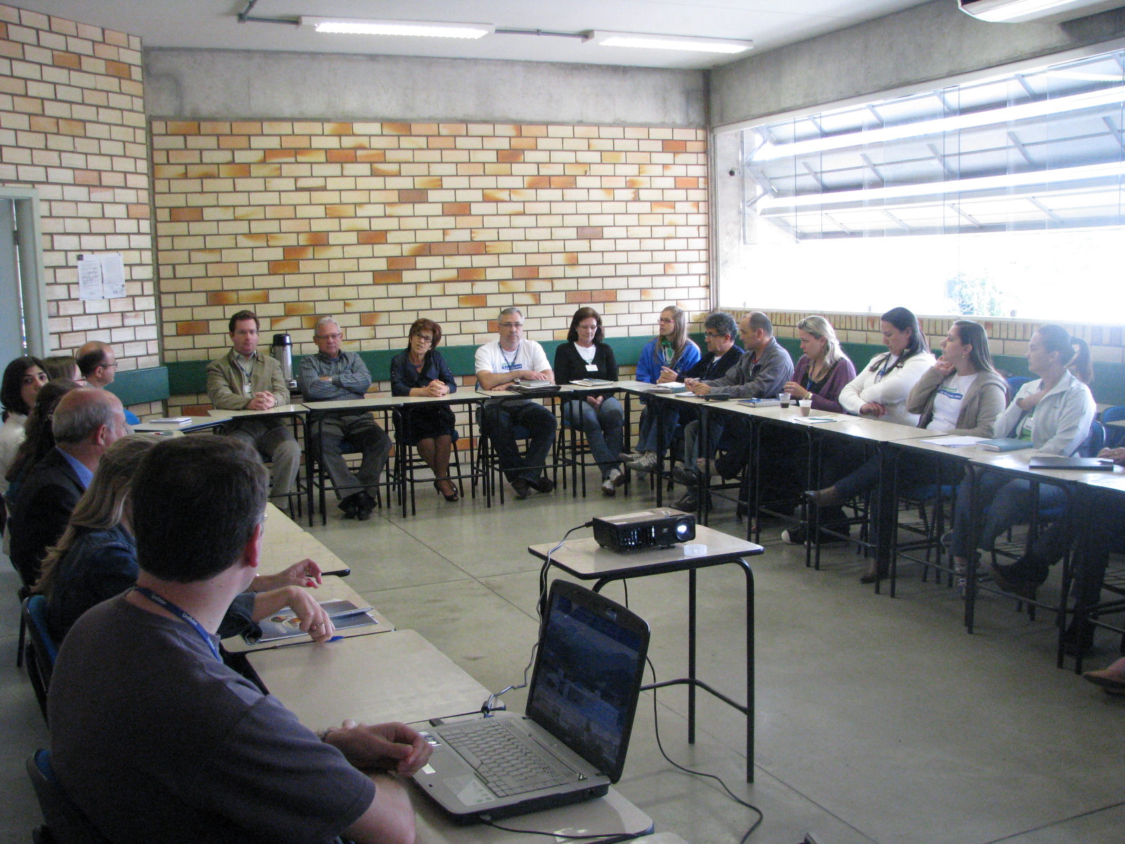 Unifebe realiza reunião sobre Orçamento 2011