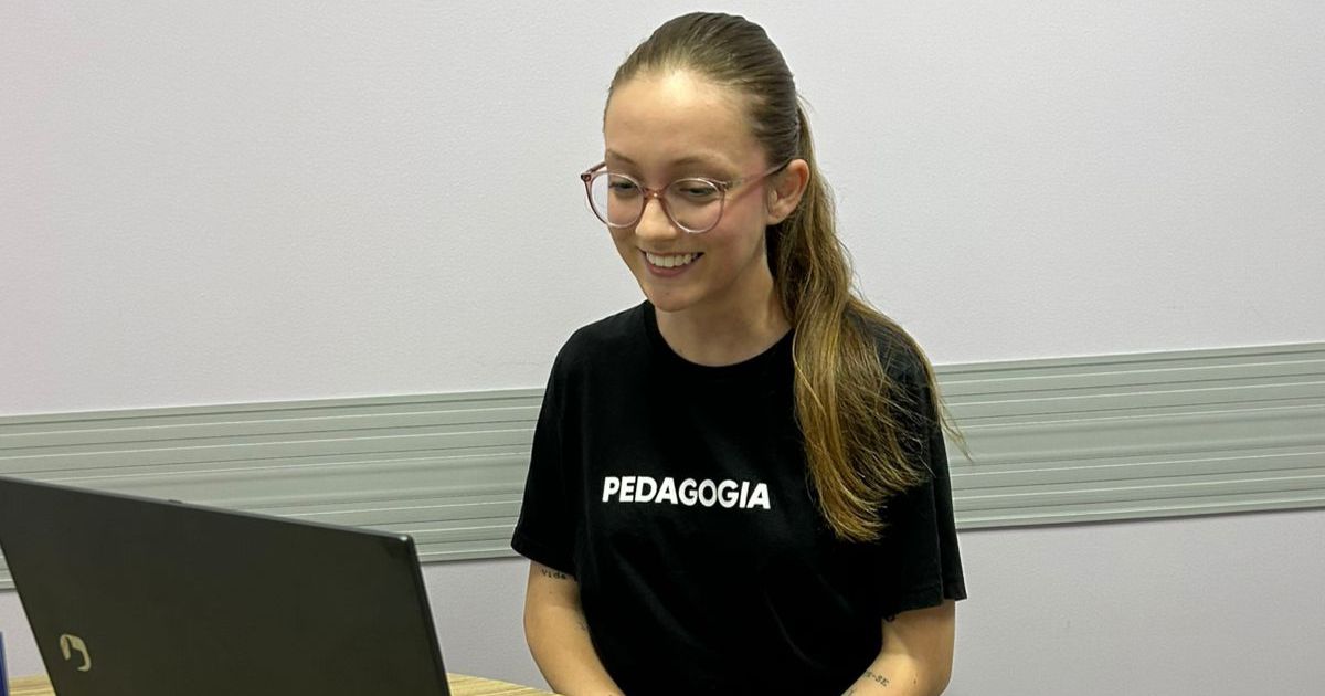 Acadêmicos de Pedagogia e Educação Especial publicam trabalhos em eventos