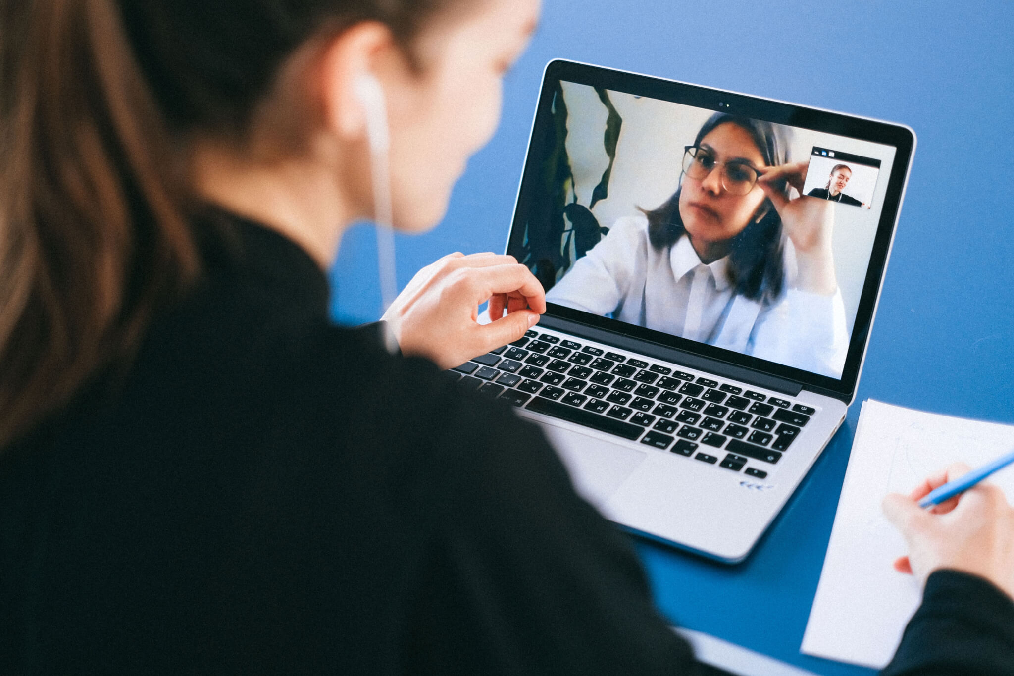 Curso de Psicologia da UNIFEBE realizará encontros virtuais para promoção da saúde mental na universidade