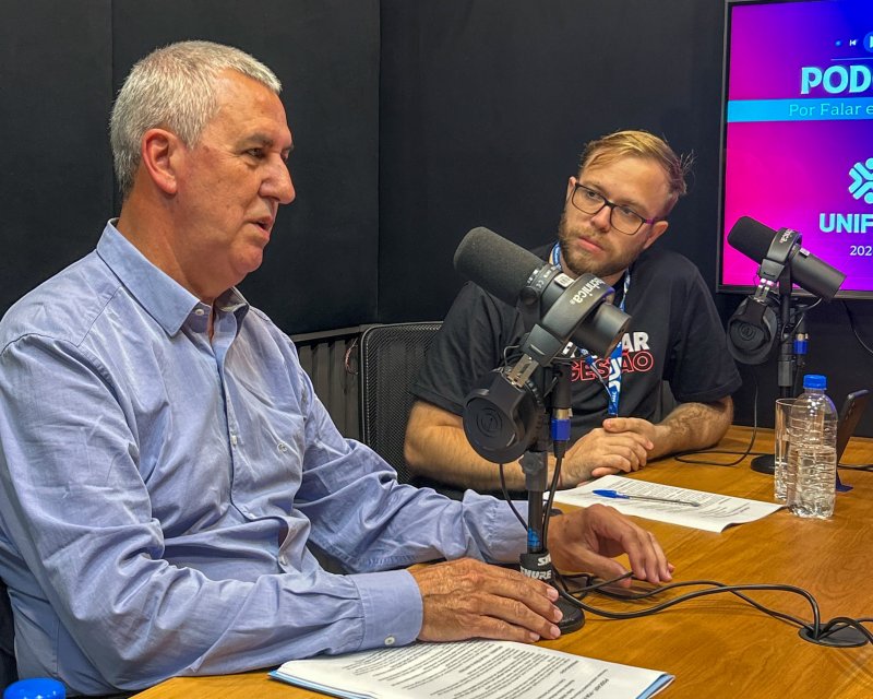 Por Falar em Gestão Podcast traz conversa sobre os desafios do comércio local