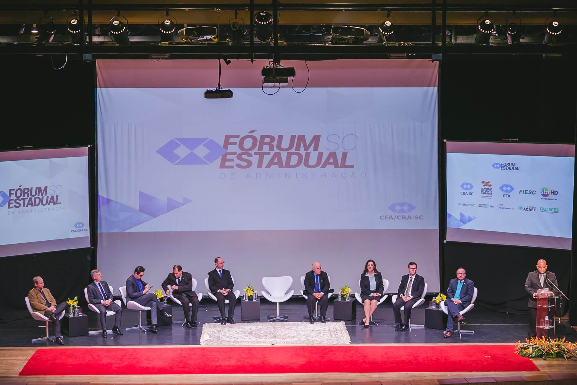 Reitor participa de Fórum Estadual de Administração