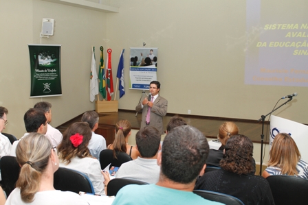Oficinas marcam o fim da Formação Continuada 2012