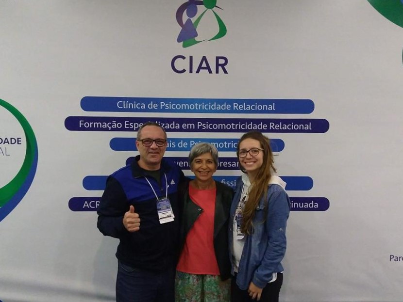 Professor e aluna de Educação Física participam de Congresso Internacional