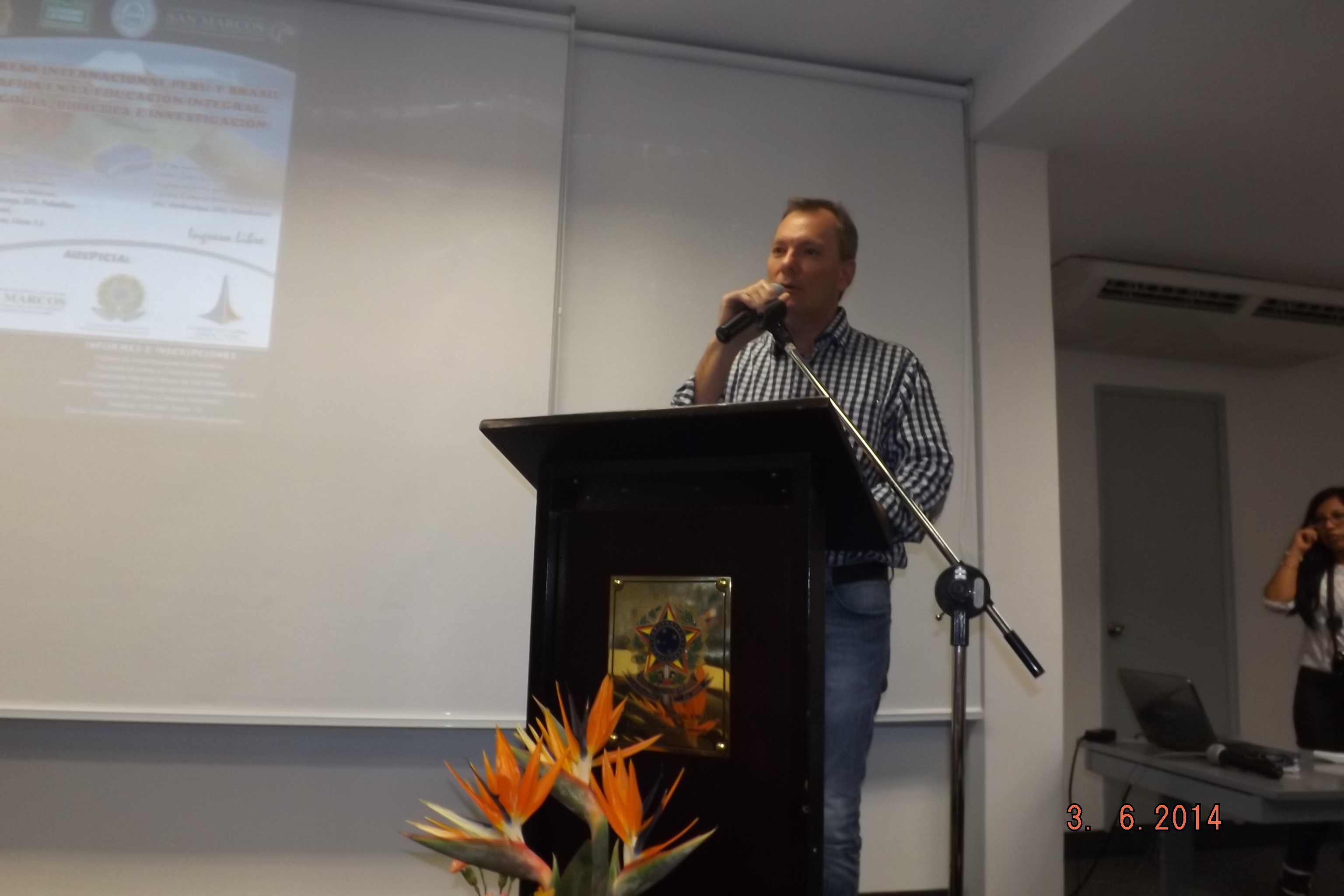 Professor da UNIFEBE é conferencista em evento realizado no Peru