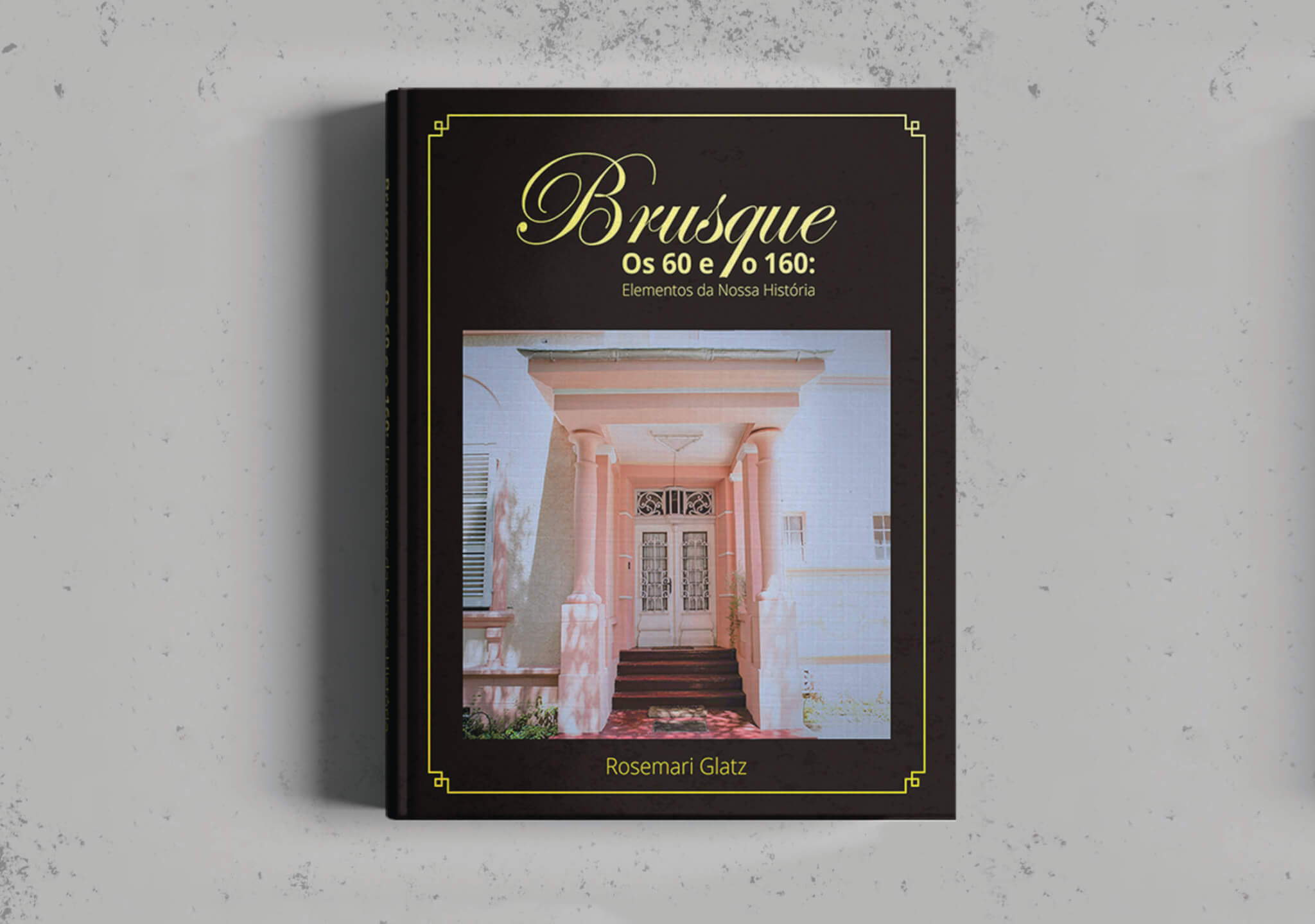 Professora da UNIFEBE lança livro sobre a história de Brusque neste sábado