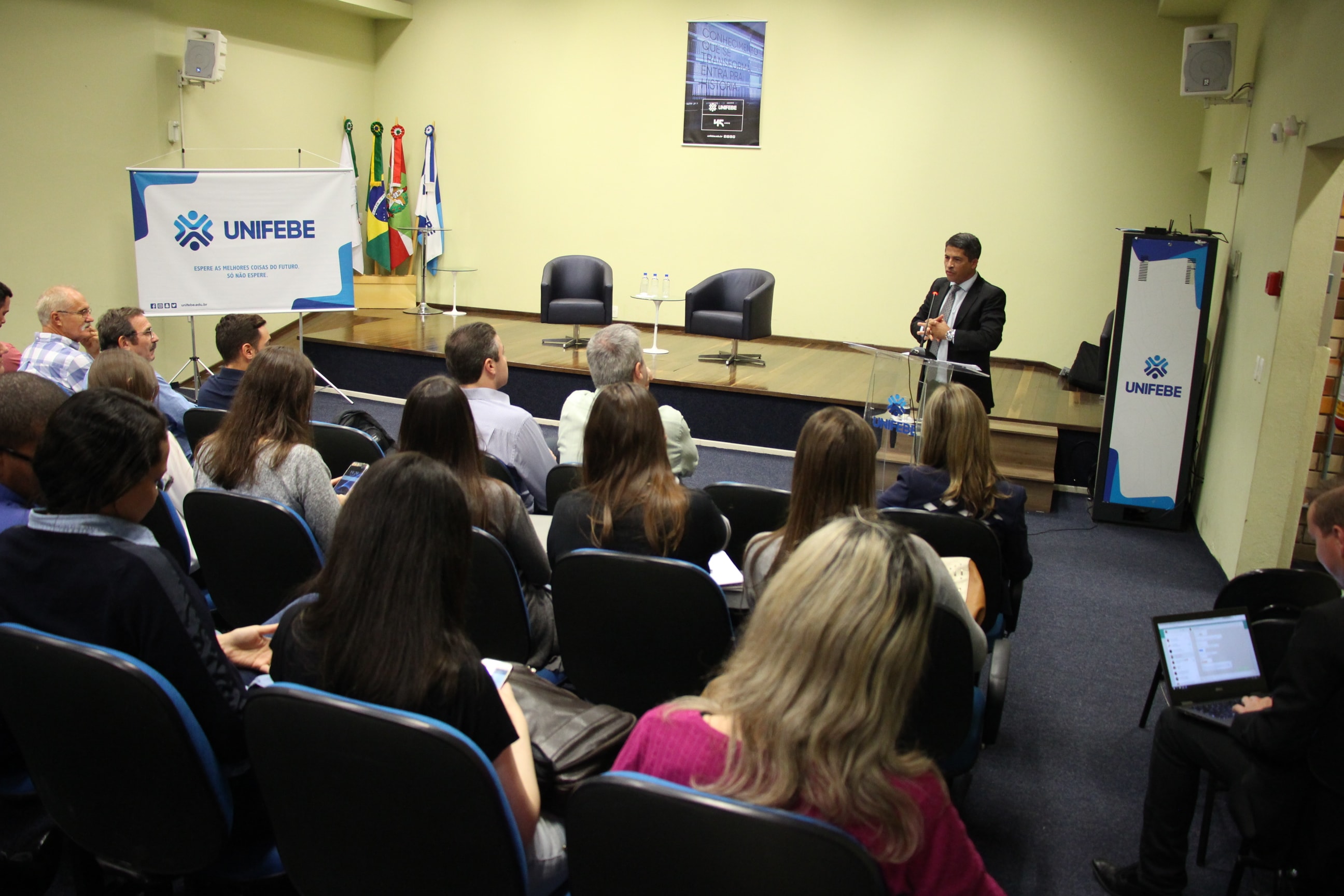 Profissionais debatem cases jurídicos em Workshop de Direito