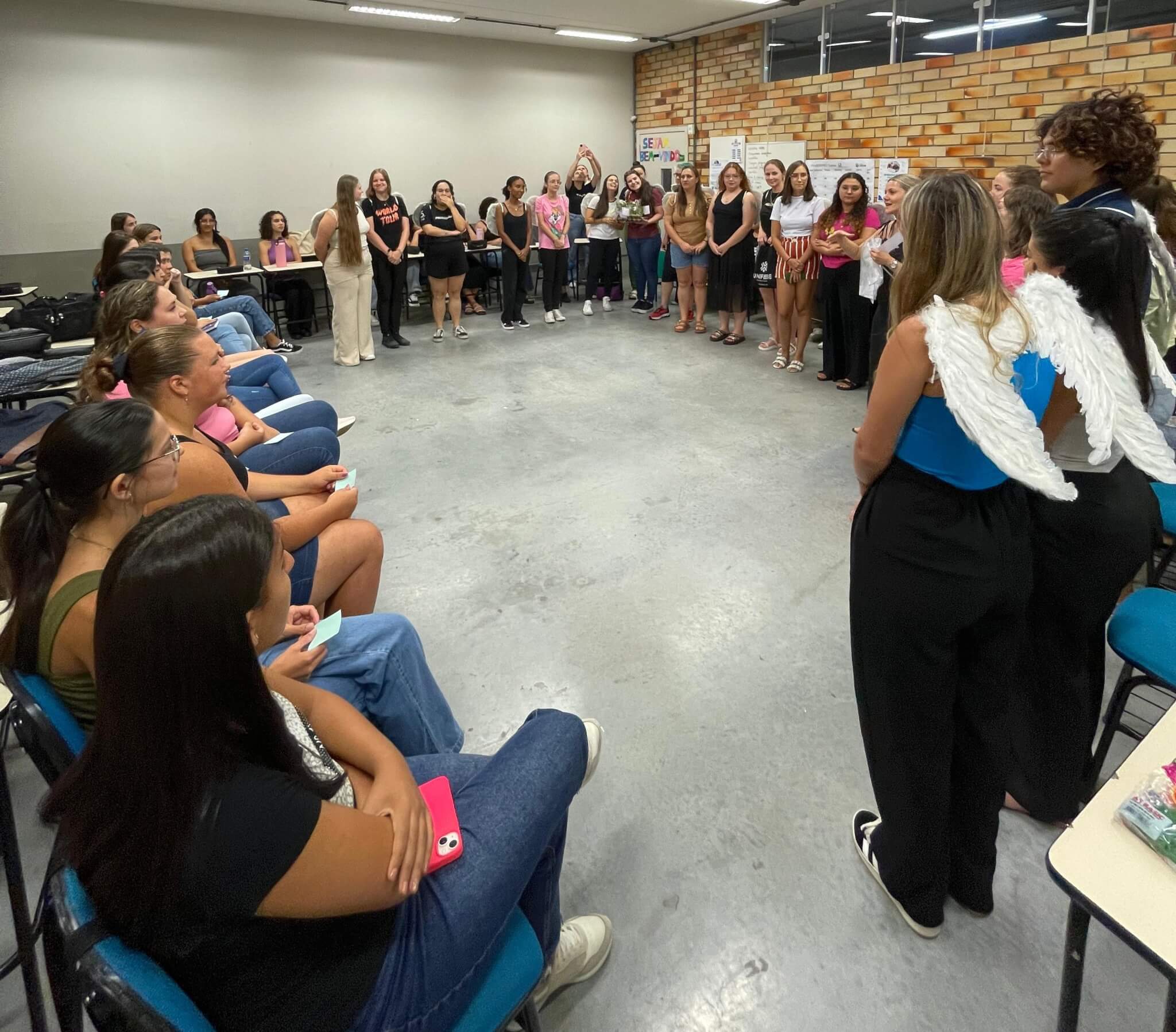 Projeto Angel Friend faz o acolhimento de 30 acadêmicos de Pedagogia da UNIFEBE