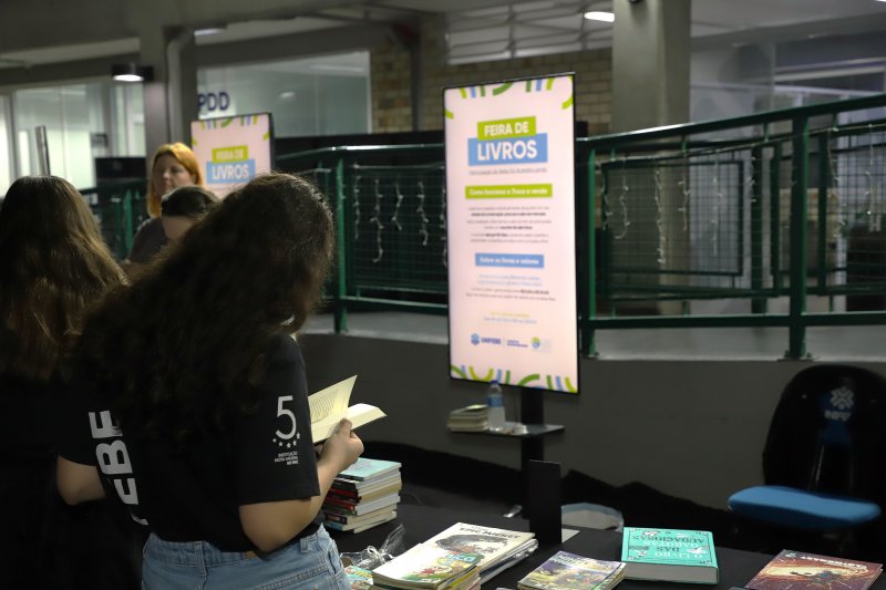 Semana Lixo Zero movimenta UNIFEBE com troca e venda de livros