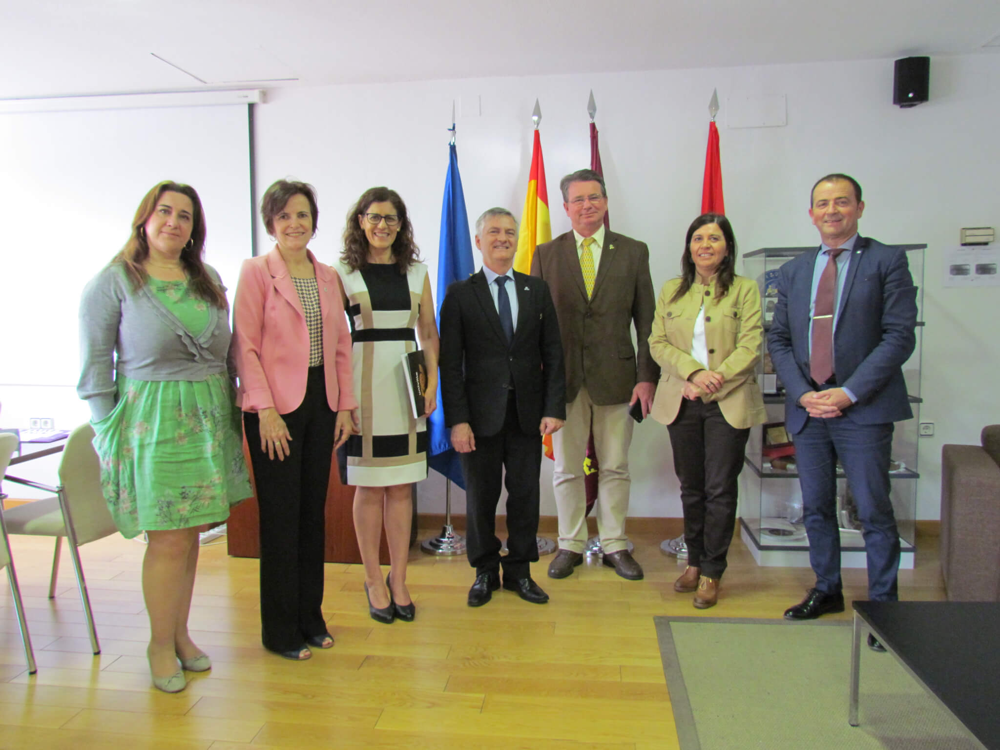 reitor Pertschy e representantes da Acafe em visita a universidade de murcia