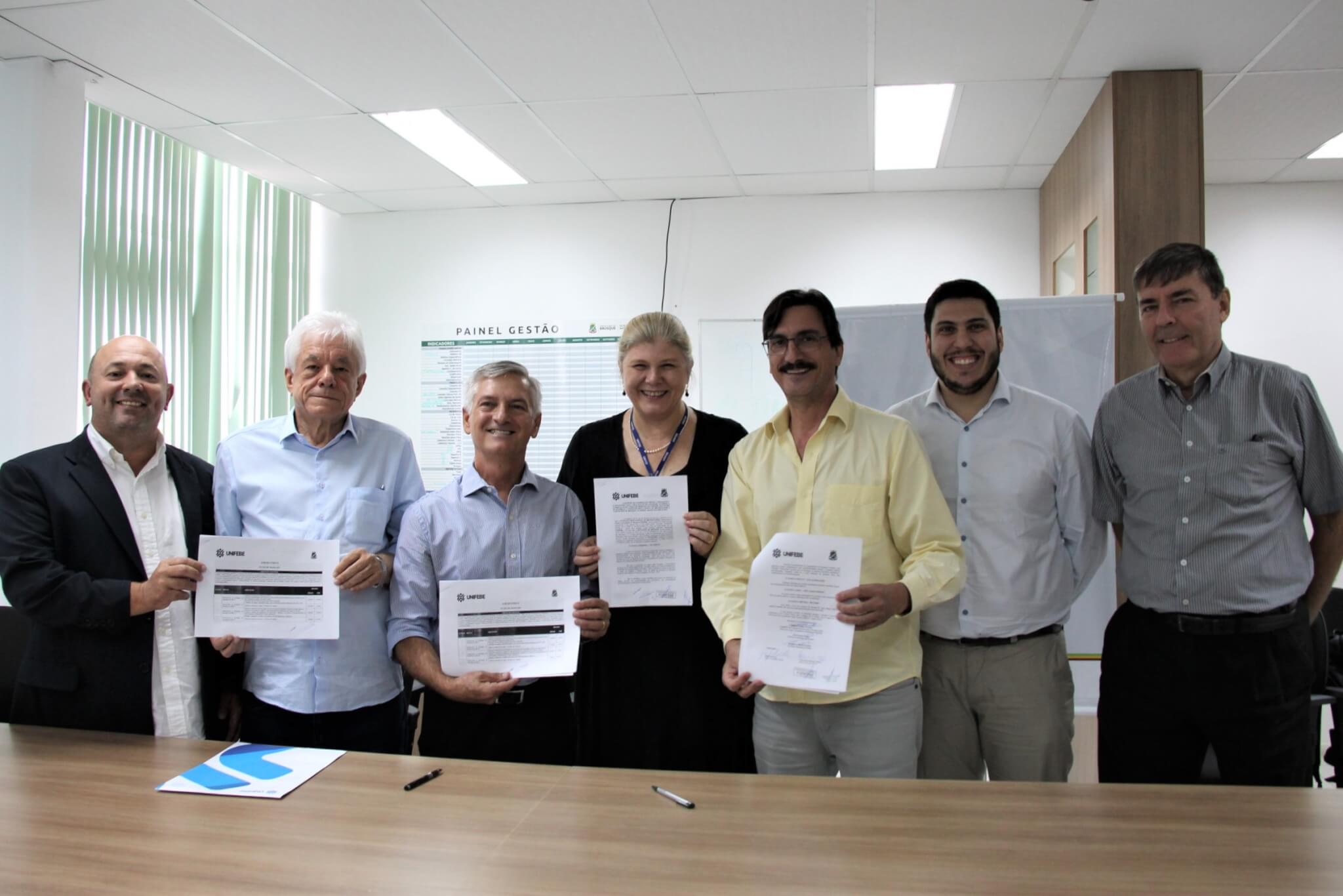 UNIFEBE firma convênio com a Prefeitura de Brusque para o curso de Medicina