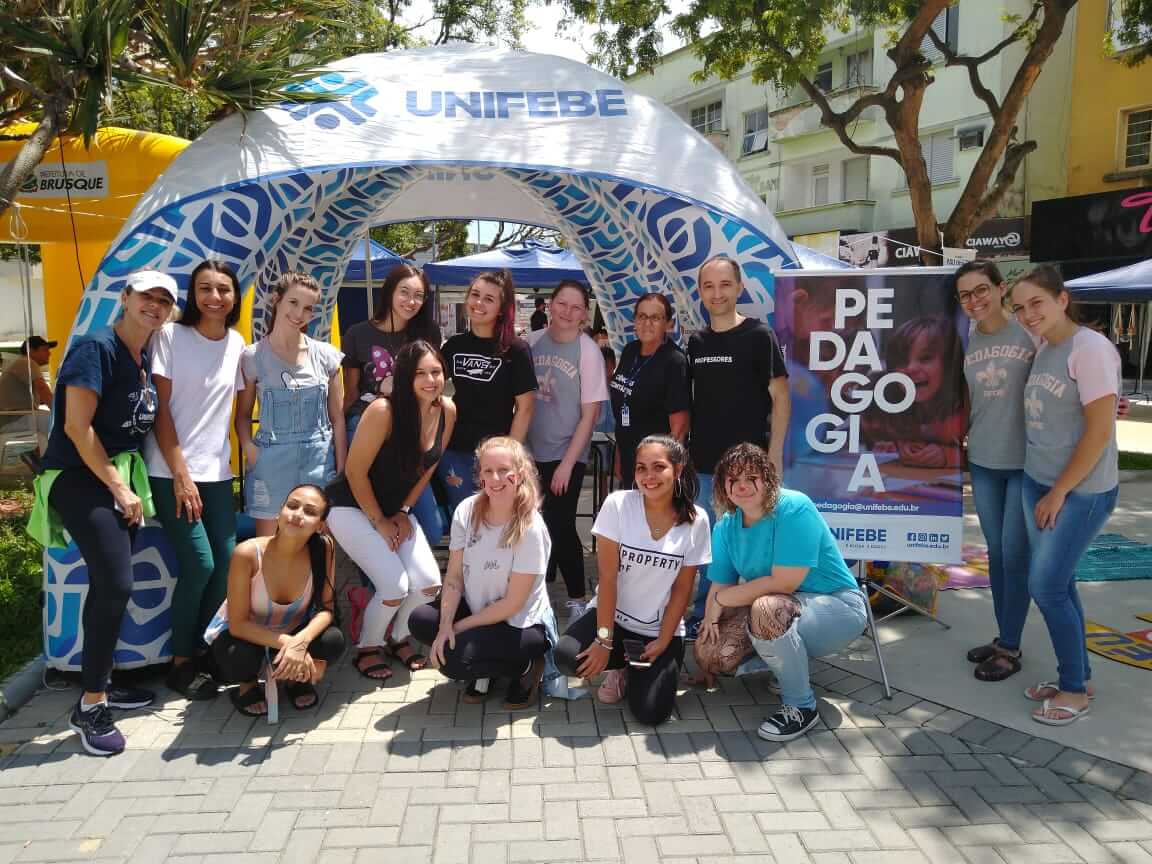 UNIFEBE participa do Sábado Fácil com projeto Pedagogia na Praça