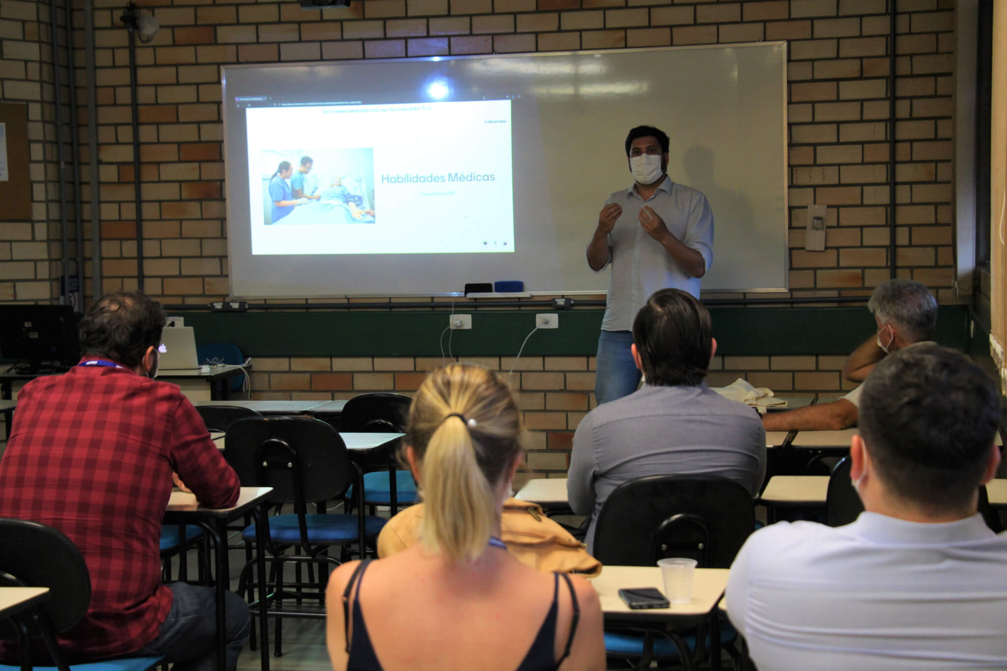 UNIFEBE realiza formação continuada para professores de Medicina