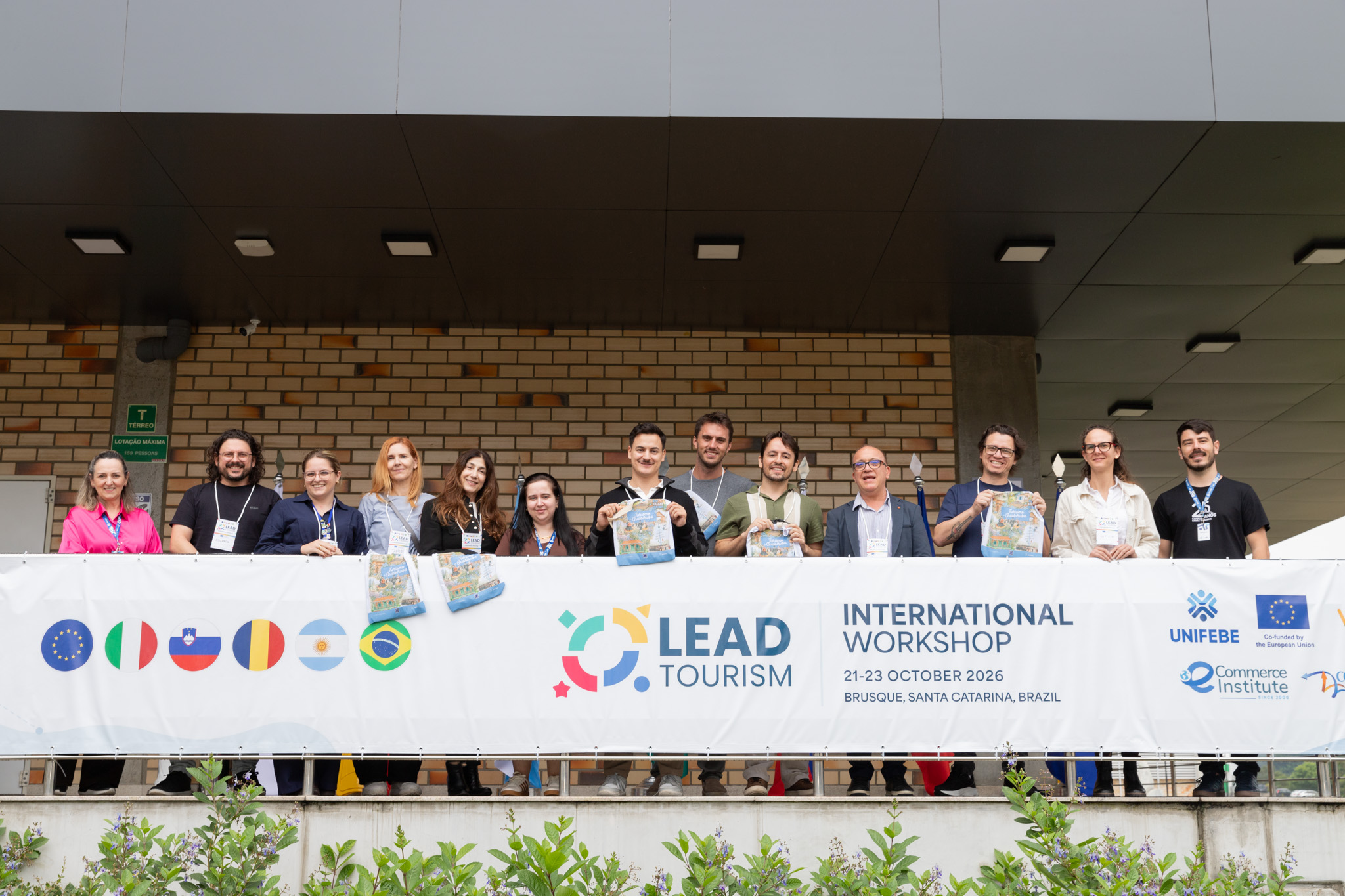 UNIFEBE recebe parceiros internacionais para pensar o turismo inclusivo, digital e sustentável
