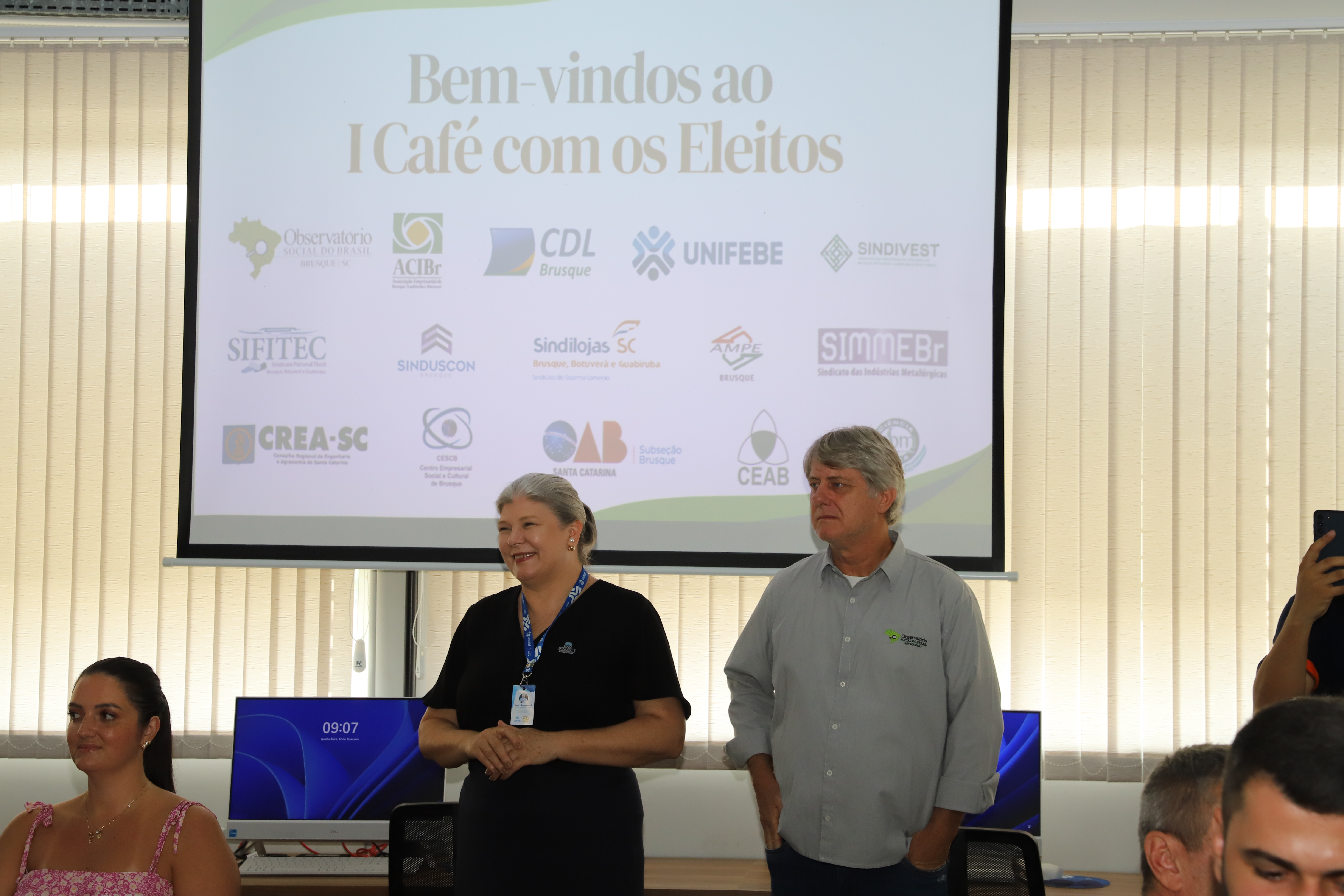 UNIFEBE sedia 1.º Café com os Eleitos