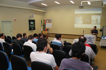 Palestra aborda utilização da tecnologia VOIP