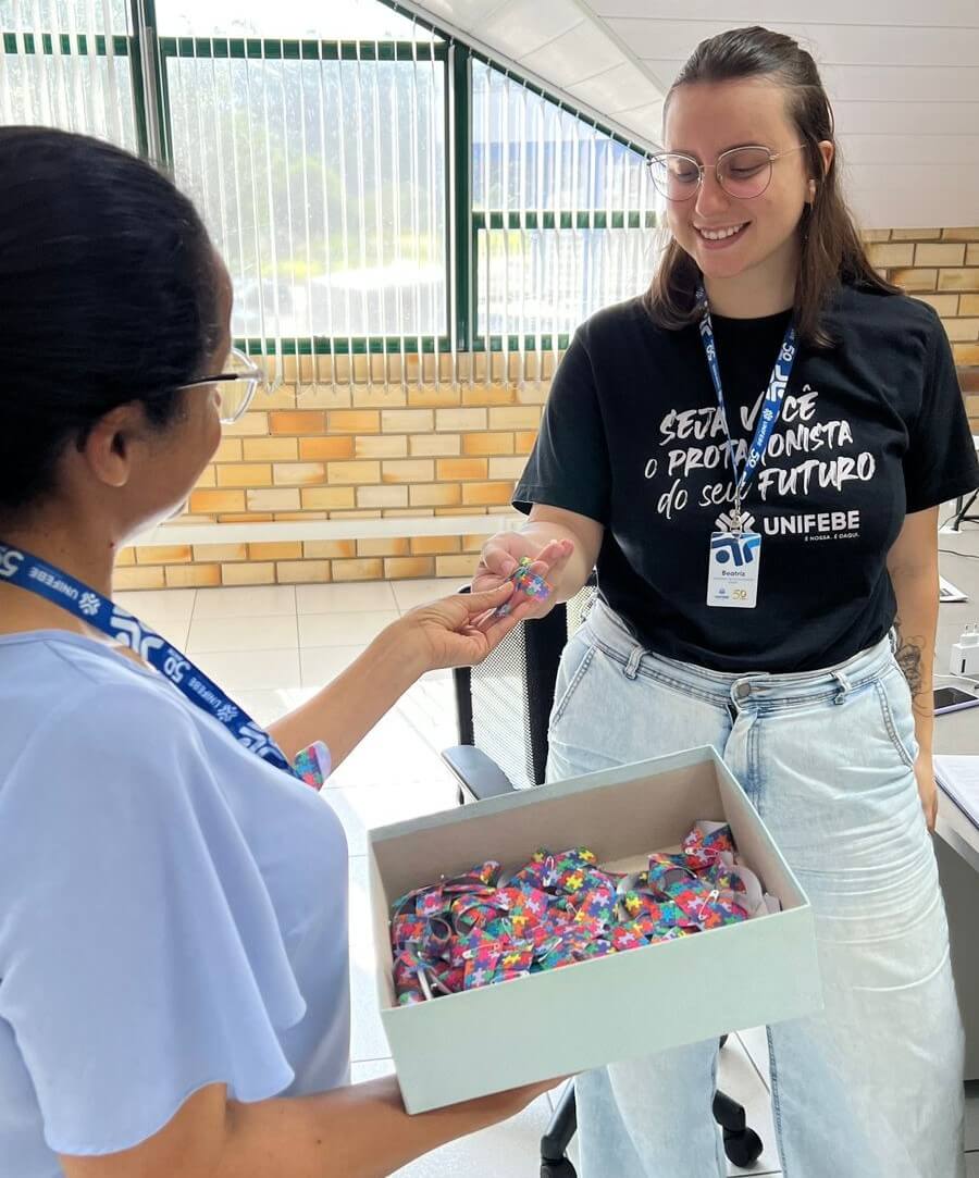 Acadêmicos de Educação Especial realizam ação em celebração ao Dia Internacional de Conscientização sobre o Autismo