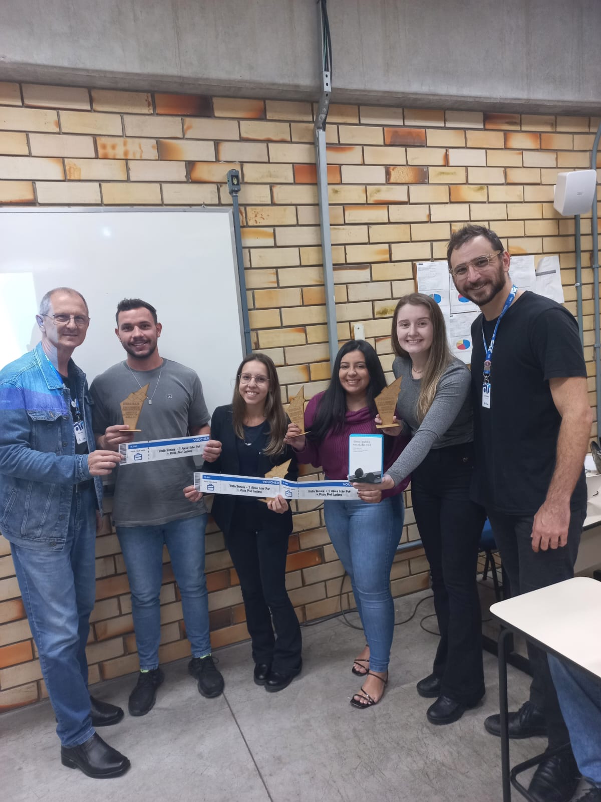 Empresa brusquense recebe propostas de melhorias de acadêmicos da UNIFEBE