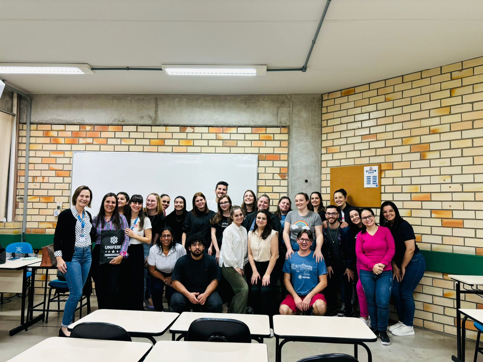 Acadêmicos da UNIFEBE passam por preparação para atuação em escolas de Brusque e região