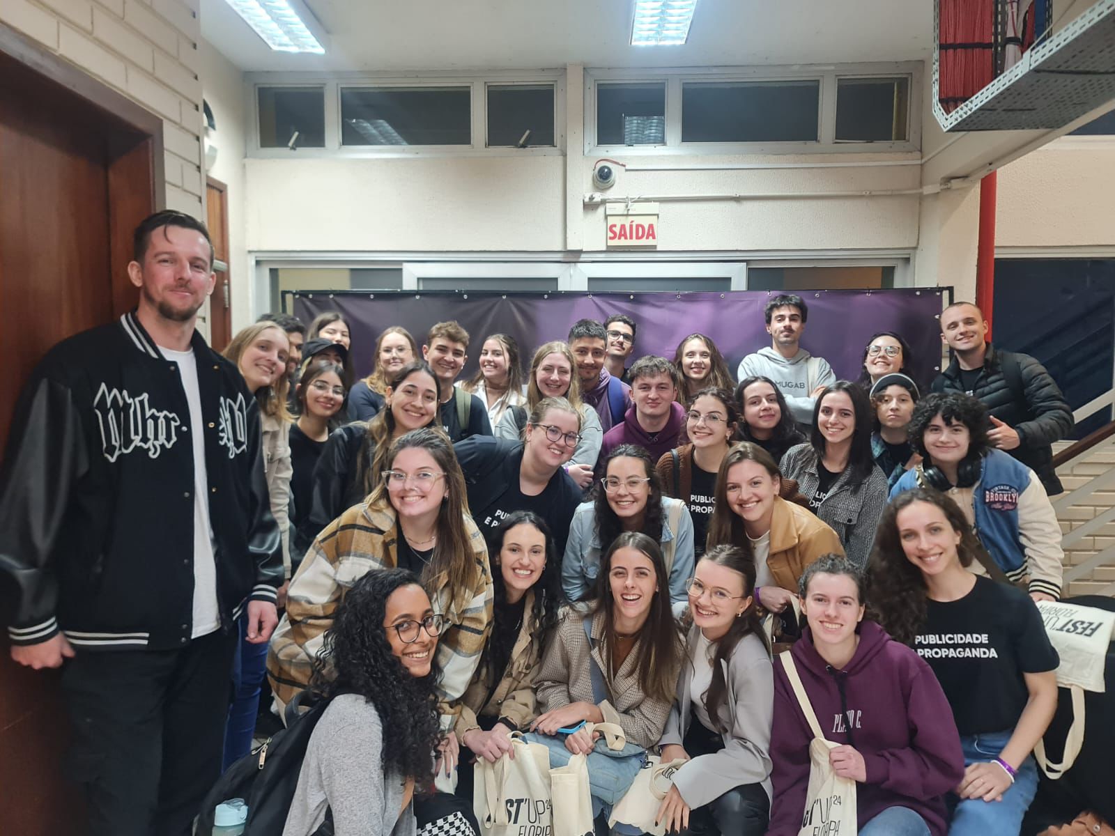 Acadêmicos da UNIFEBE participam em Florianópolis de evento sobre comunicação e criatividade