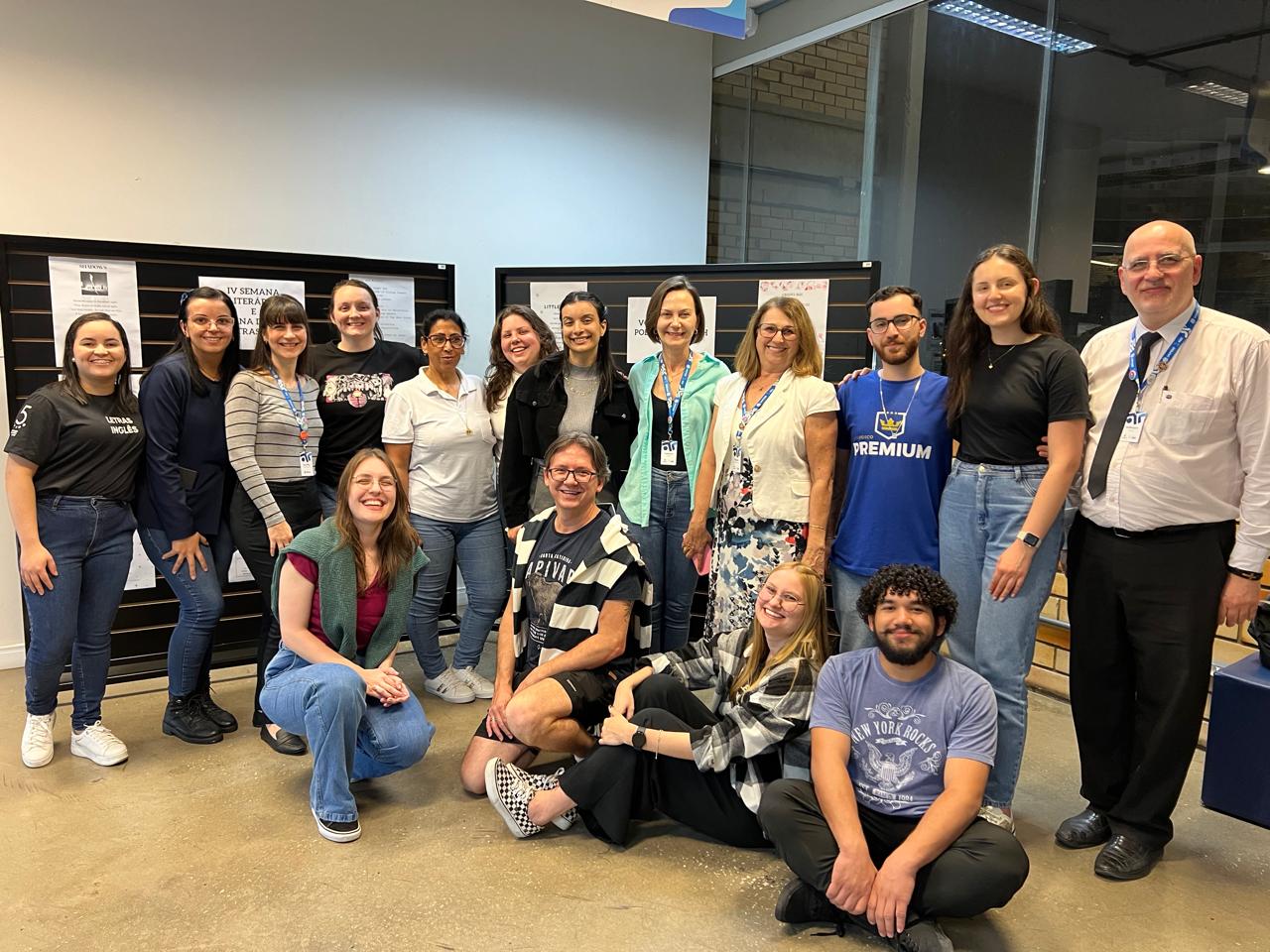Curso de Letras-Inglês da UNIFEBE promove programação literária dedicada às poesias