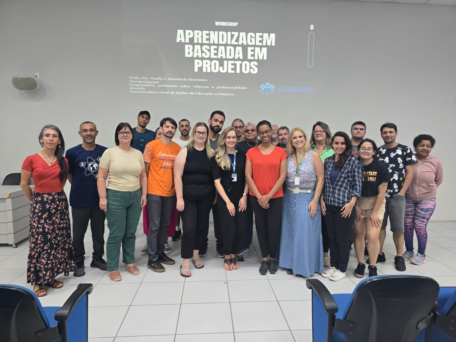 UNIFEBE ministra formação continuada aos profissionais da rede estadual de educação da Grande Florianópolis