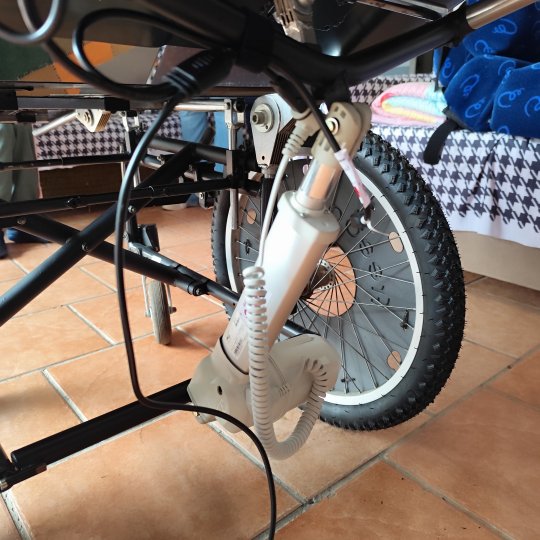 WhatsApp Image 2025-10-03 at 14.08.49 (1)