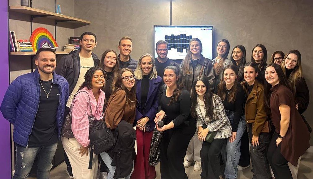 Acadêmicos de Fisioterapia realizam viagem de visitas técnicas em Florianópolis